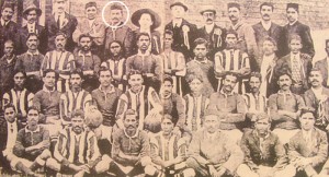 Gandhi-Football-Team-1913-1